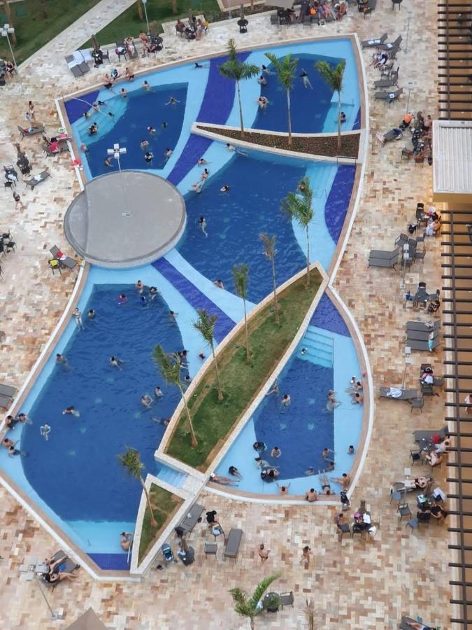 Enjoy Solar Das Aguas Park Resort Olímpia Dış mekan fotoğraf The pool at the hotel