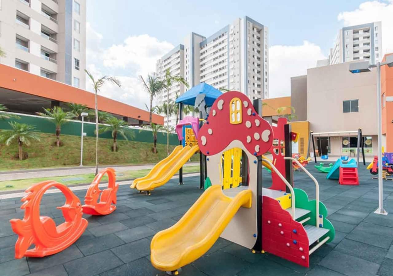 Enjoy Solar Das Aguas Park Resort Olímpia Dış mekan fotoğraf Playground at the complex