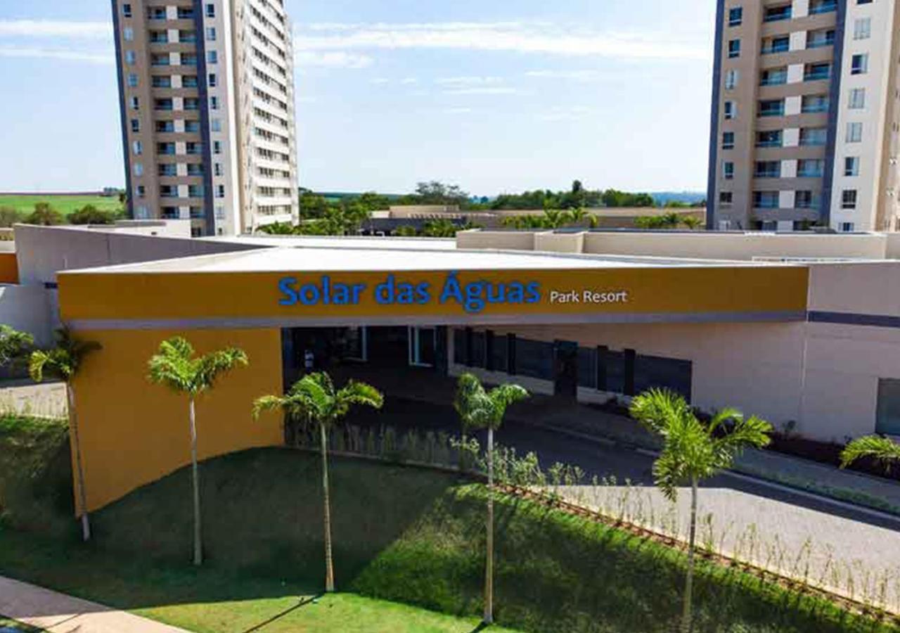 Enjoy Solar Das Aguas Park Resort Olímpia Dış mekan fotoğraf Shopping Center